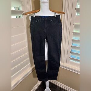 🔥BUY TWO GET ONE 50% OFF🔥
*Discount applied when you create a bundle*